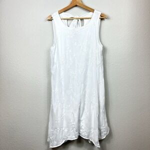 Elle Sleeveless Dress‎ White Size Medium Embroidered Asymmetric Boho Chic Fairy